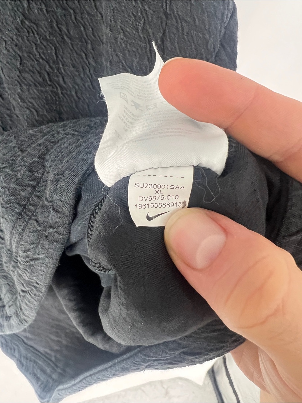 Nike Yoga Black Textured Hoodie with Logo Tag - Picture 5 of 8